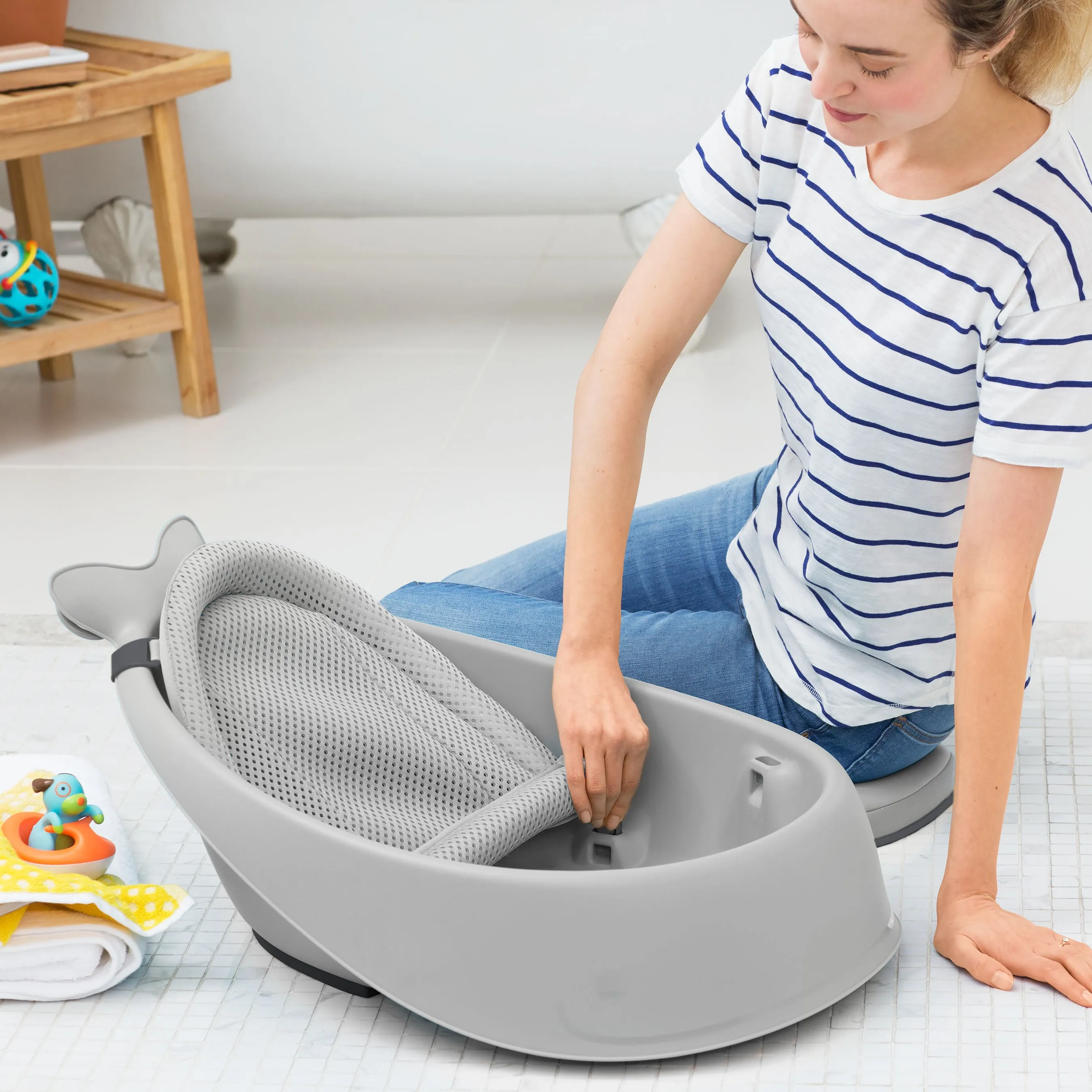 Skip Hop Moby Smart Sling 3 Stage Baby Bath - Grey