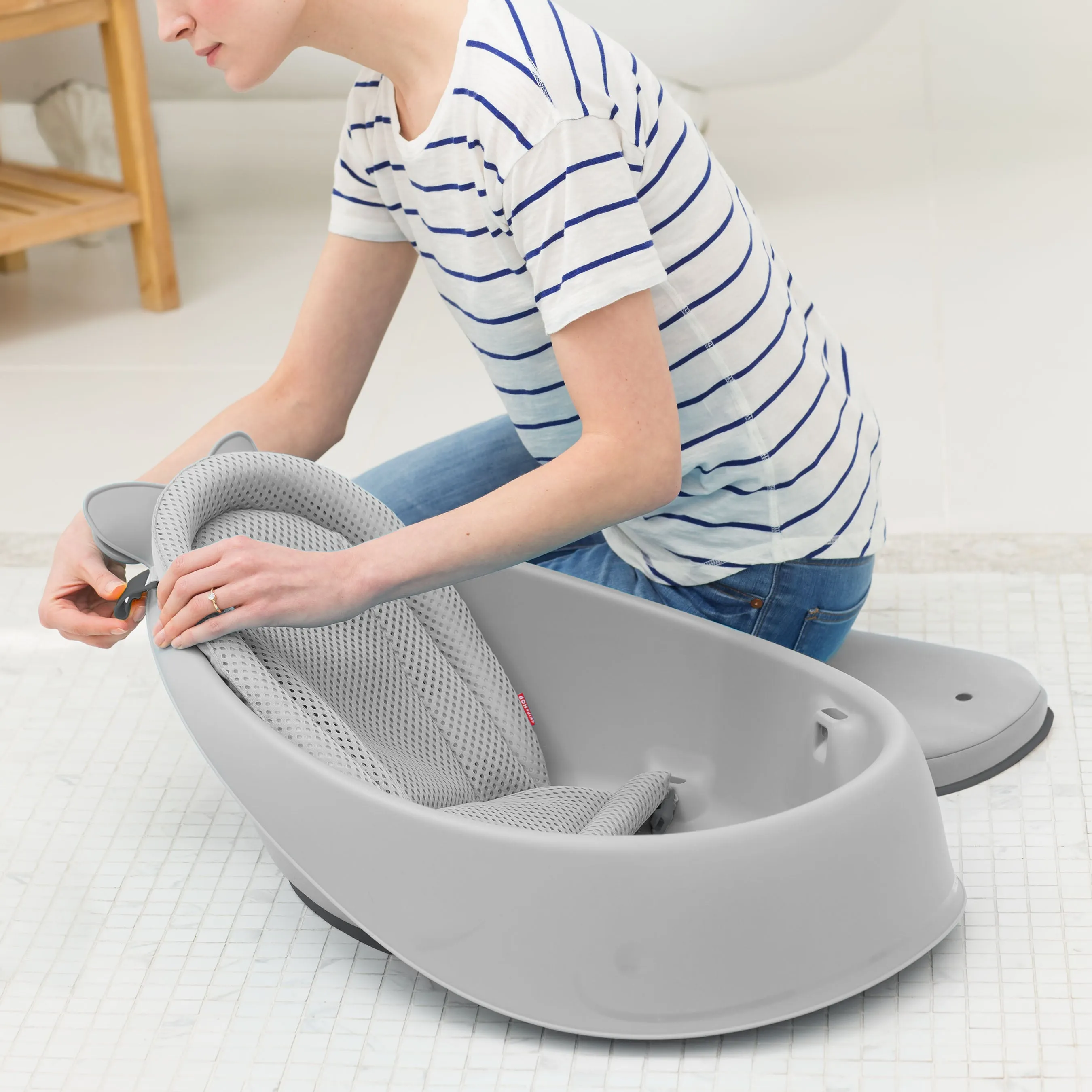 Skip Hop Moby Smart Sling 3 Stage Baby Bath - Grey