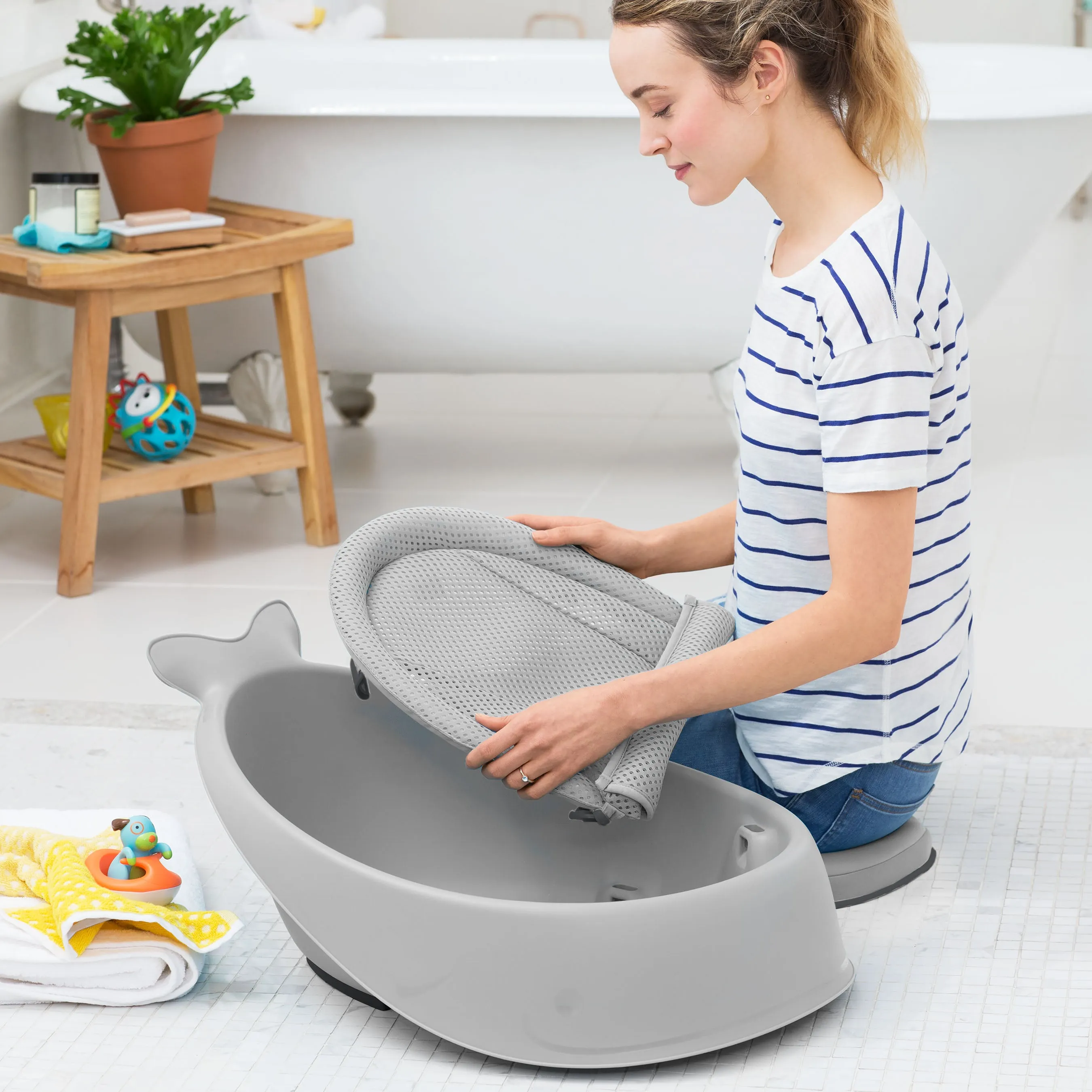 Skip Hop Moby Smart Sling 3 Stage Baby Bath - Grey